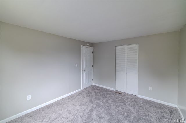 4211 Inverrary Drive, Clay, NY 13090