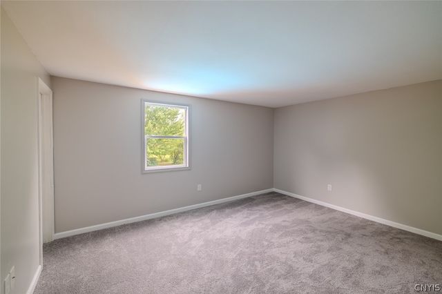 4211 Inverrary Drive, Clay, NY 13090
