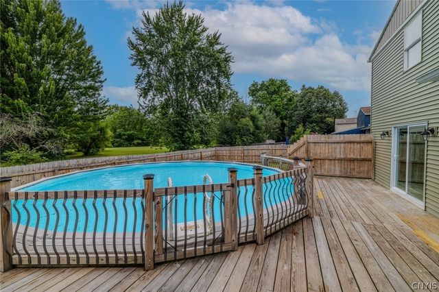 4211 Inverrary Drive, Clay, NY 13090