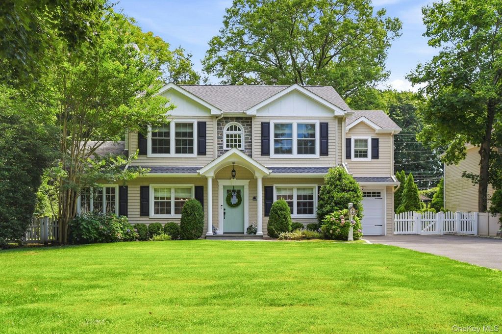 53 Beechwood Drive, Glen Head, NY 11545