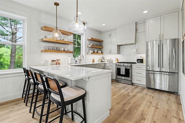 258 W Lowell Street, Pentwater, MI 49449