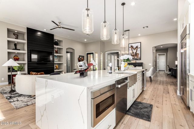 7407 E CAMINO RAYO DE LUZ -- E, Scottsdale, AZ 85266