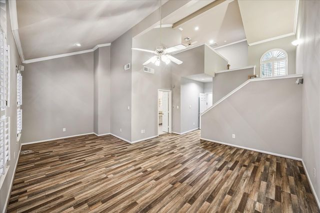 4443 Castle Court Place, Houston, TX 77006