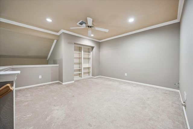 4443 Castle Court Place, Houston, TX 77006