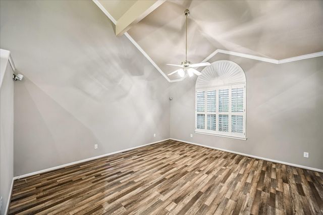 4443 Castle Court Place, Houston, TX 77006