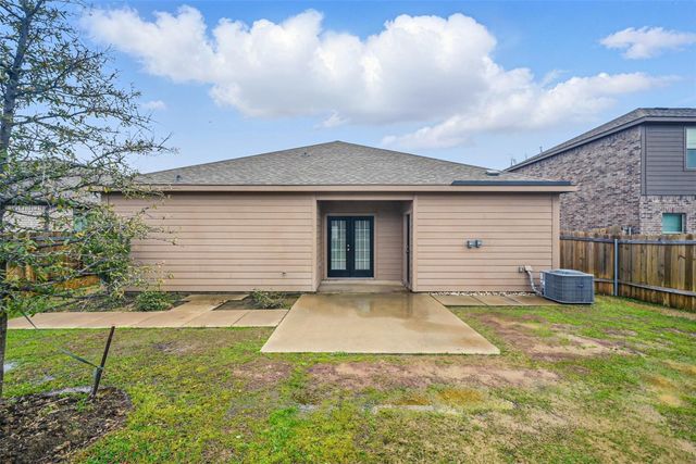202 Lake Ridge, Princeton, TX 75407