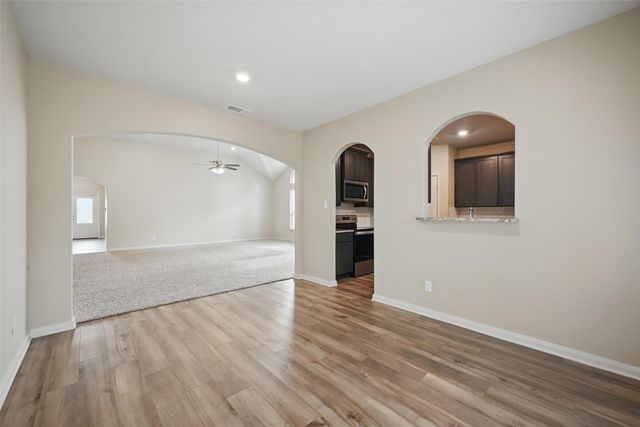 202 Lake Ridge, Princeton, TX 75407