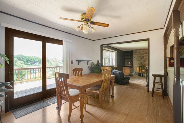 26456 W Laurel Avenue, Wauconda, IL 60084