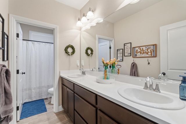 12667 Barksdale Way, Rancho Cordova, CA 95742