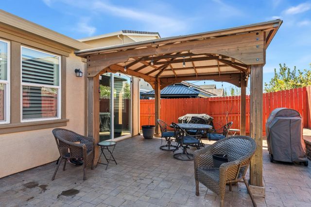 12667 Barksdale Way, Rancho Cordova, CA 95742