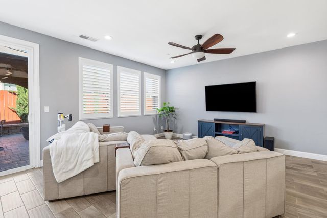 12667 Barksdale Way, Rancho Cordova, CA 95742