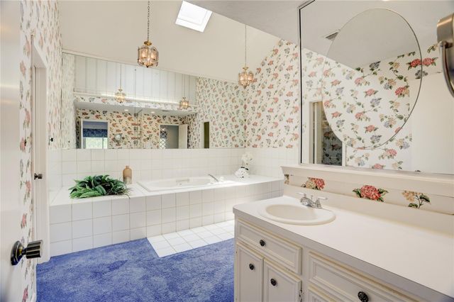 3027 Bayou Drive, La Porte, TX 77571