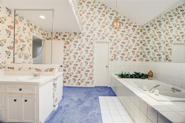 3027 Bayou Drive, La Porte, TX 77571