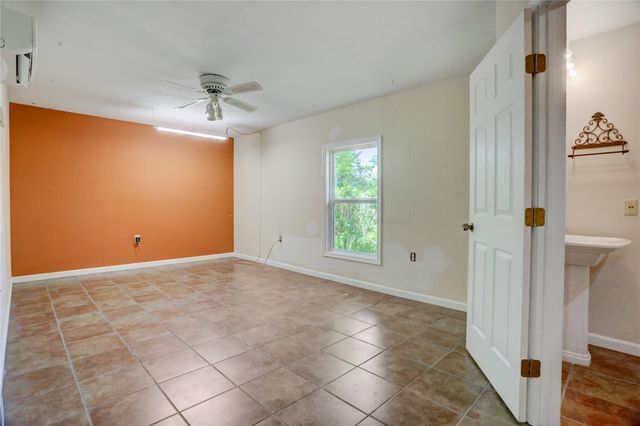 3027 Bayou Drive, La Porte, TX 77571