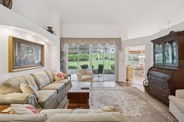 5000 SAWGRASS LAKE CIRCLE, Leesburg, FL 34748