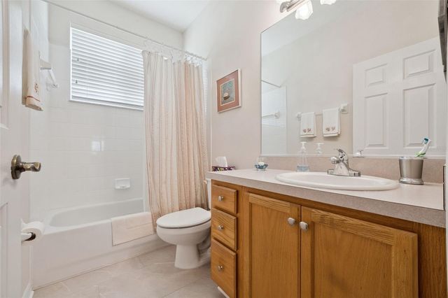 5000 SAWGRASS LAKE CIRCLE, Leesburg, FL 34748