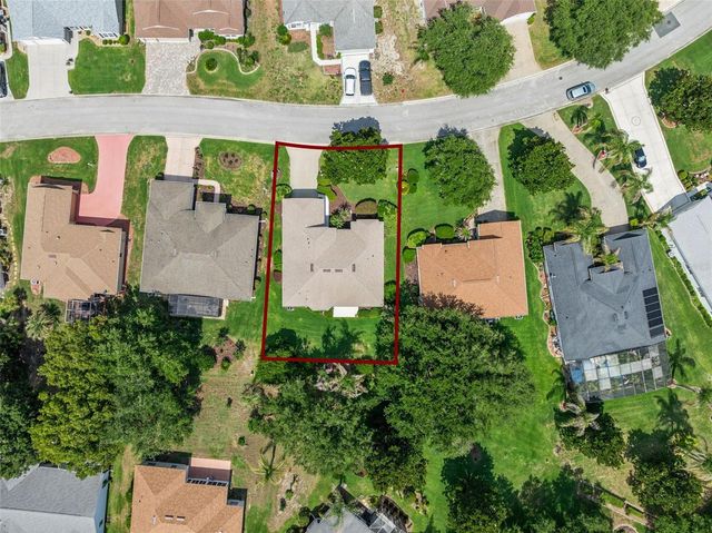 5000 SAWGRASS LAKE CIRCLE, Leesburg, FL 34748