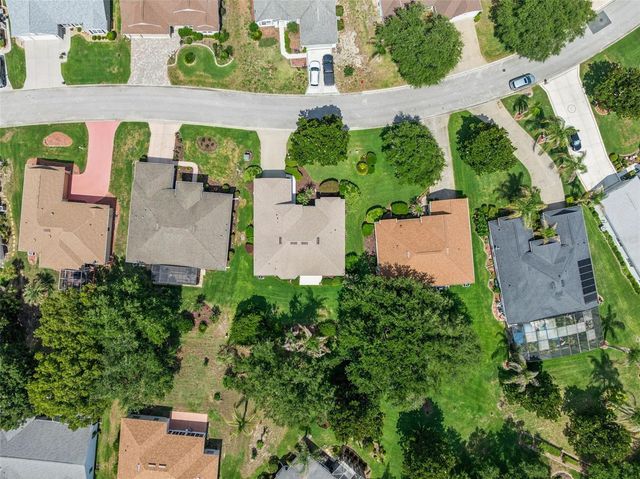 5000 SAWGRASS LAKE CIRCLE, Leesburg, FL 34748