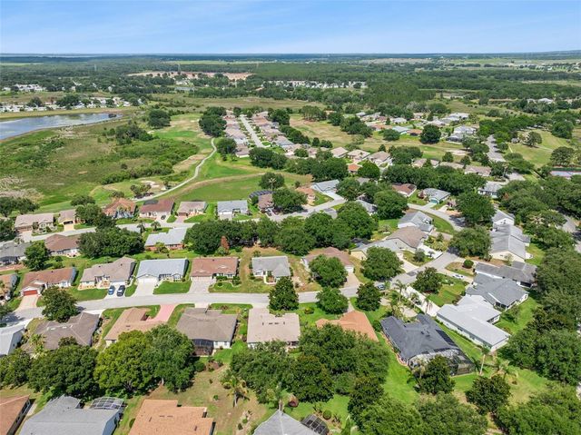 5000 SAWGRASS LAKE CIRCLE, Leesburg, FL 34748