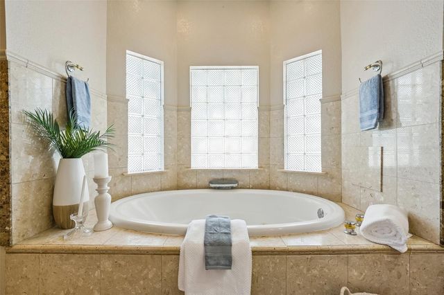 8315 TERRACEWOOD CIRCLE, Tampa, FL 33615