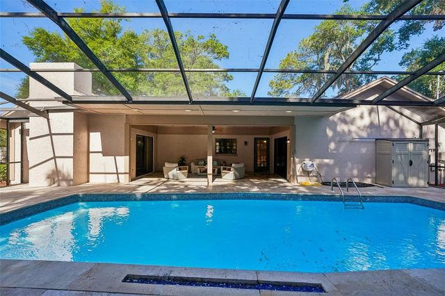 8315 TERRACEWOOD CIRCLE, Tampa, FL 33615