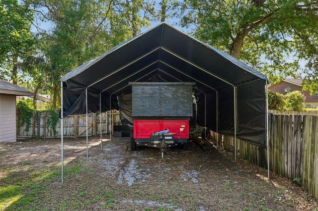 8315 TERRACEWOOD CIRCLE, Tampa, FL 33615