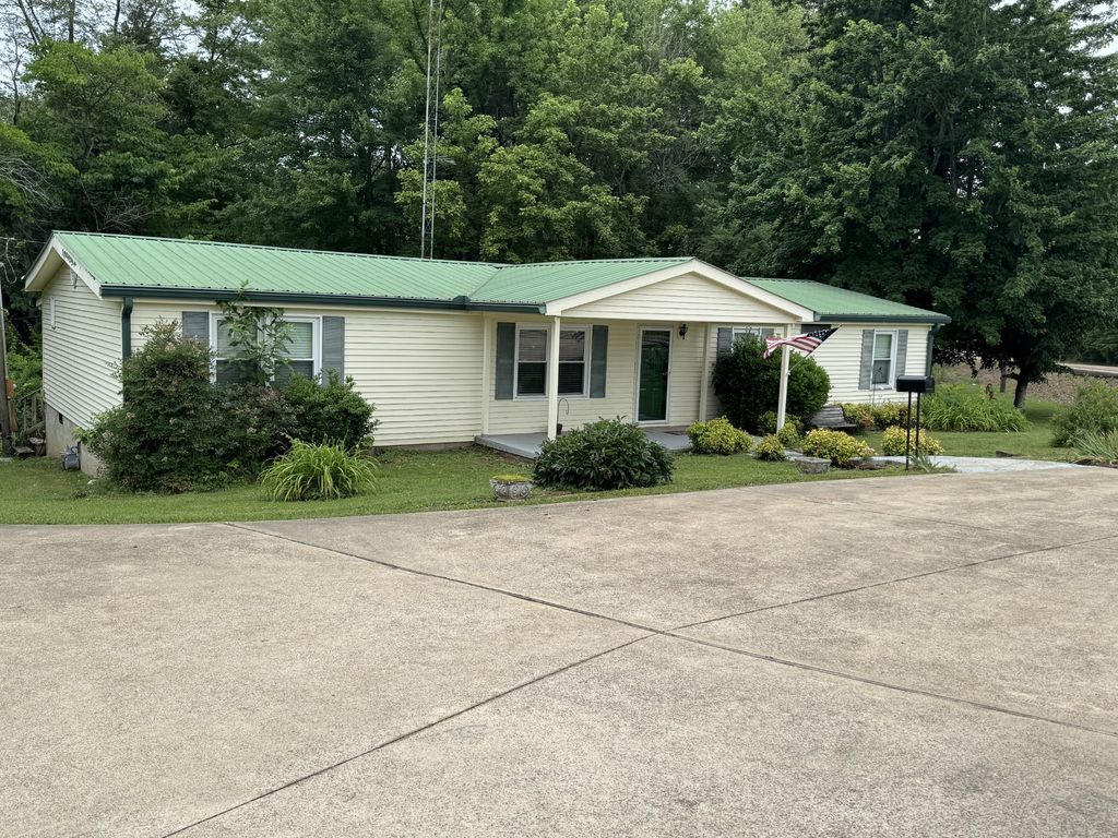 6165 Highway 69, N, Paris, TN 38242