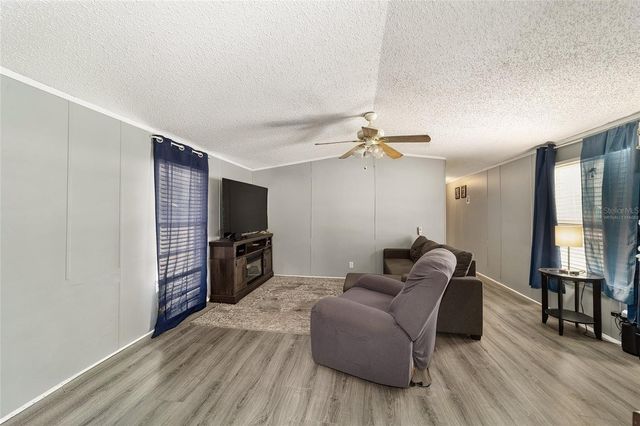 13261 NE 155TH LANE, Fort Mc Coy, FL 32134