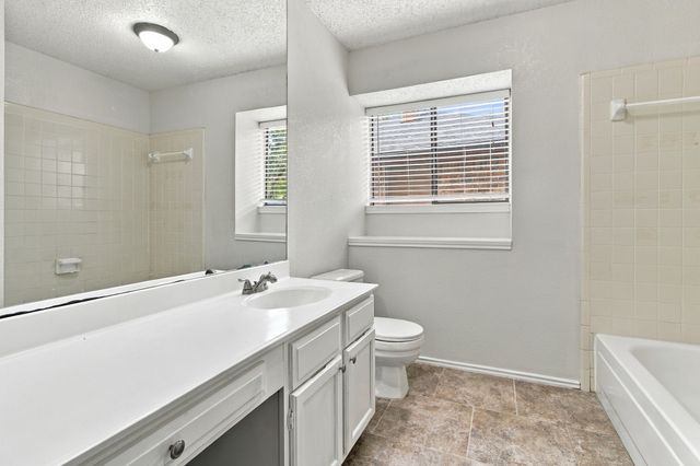2222 Cortland Circle, Rowlett, TX 75088