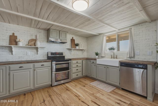 2421 S 221ST Avenue, Buckeye, AZ 85326