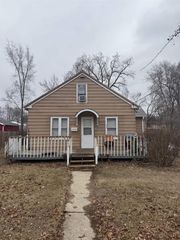 1555 McKinley Avenue, Beloit, WI 53511