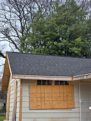 1495 MAPLEWOOD ST, Memphis, TN 38108