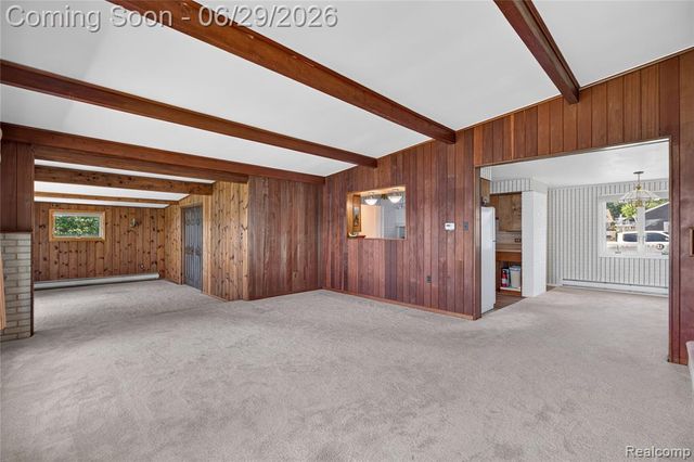 91 Crescent Avenue, Lake Orion, MI 48362