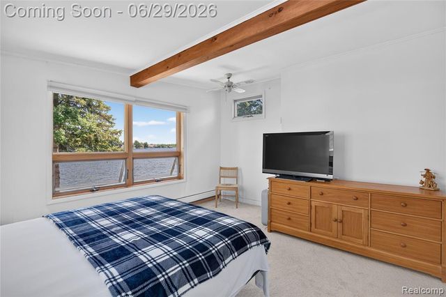 91 Crescent Avenue, Lake Orion, MI 48362