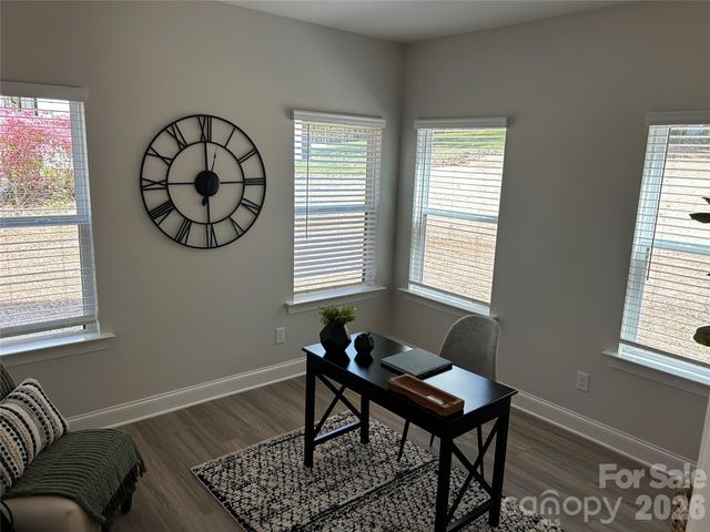 7813 Benning Street, Charlotte, NC 28216