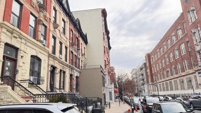 263 W 113 Street, New York (manhattan), NY 10026