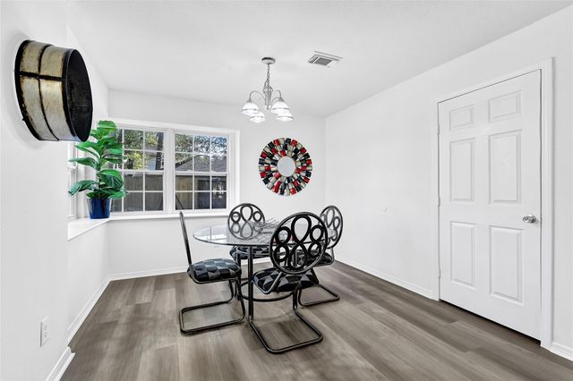 5339 Dana Leigh Drive, Houston, TX 77066