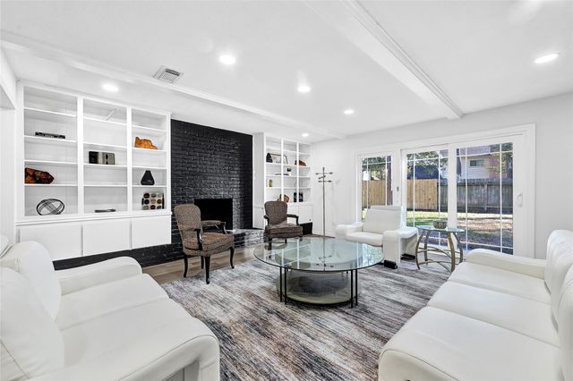 5339 Dana Leigh Drive, Houston, TX 77066