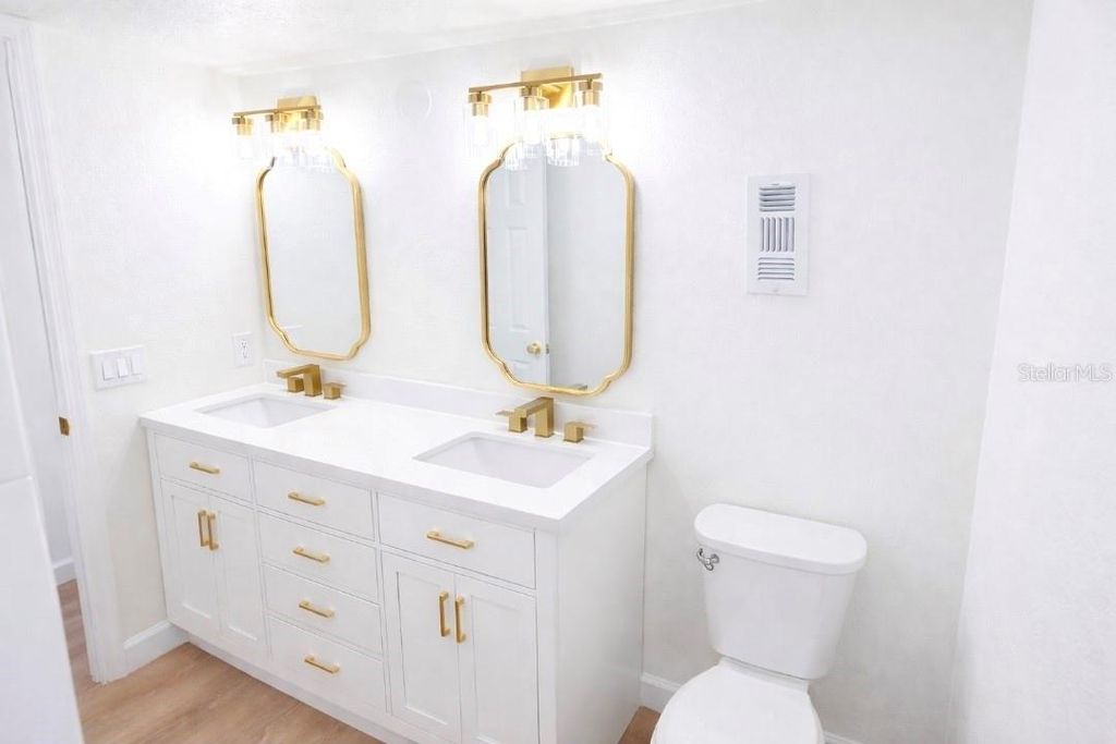 Image 10 of property listing at 2727 N HIGHWAY A1A 503, Indialantic, FL 32903