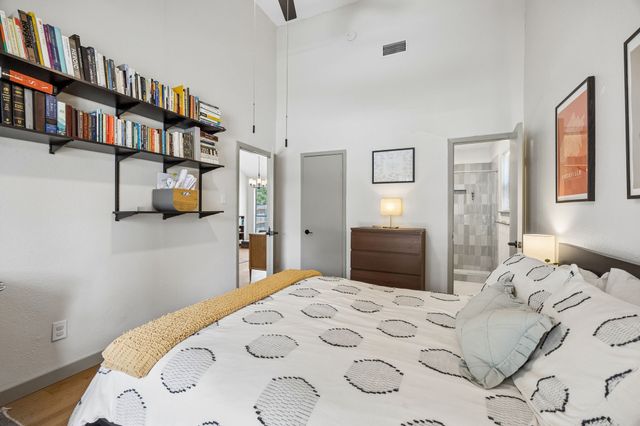 5631 Victor Street, Dallas, TX 75214