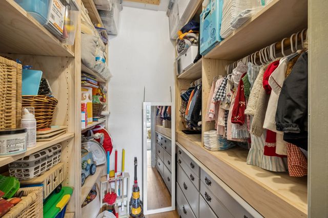 5631 Victor Street, Dallas, TX 75214