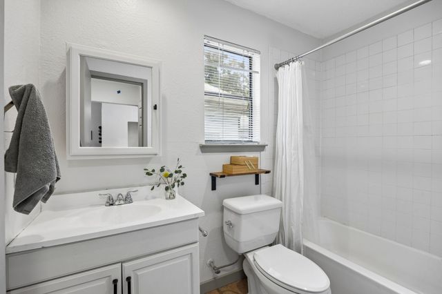 5631 Victor Street, Dallas, TX 75214