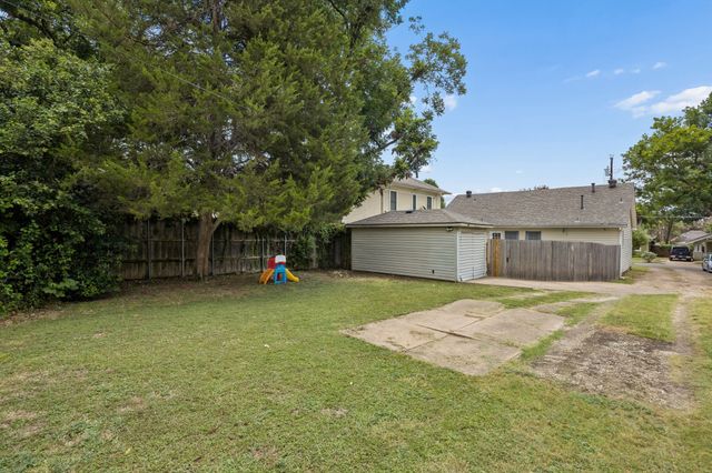 5631 Victor Street, Dallas, TX 75214