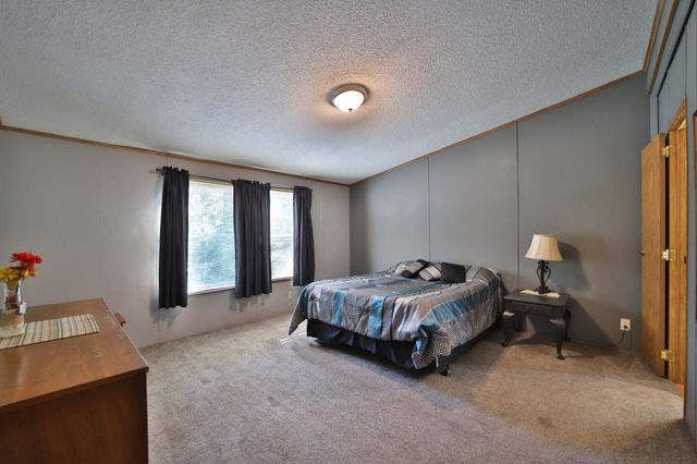 801 E Lake Street, Osakis, MN 56360