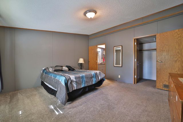 801 E Lake Street, Osakis, MN 56360