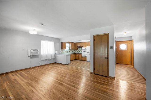 4031 Suffolk Road, South Euclid, OH 44121