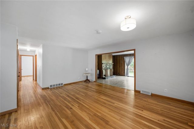 4031 Suffolk Road, South Euclid, OH 44121