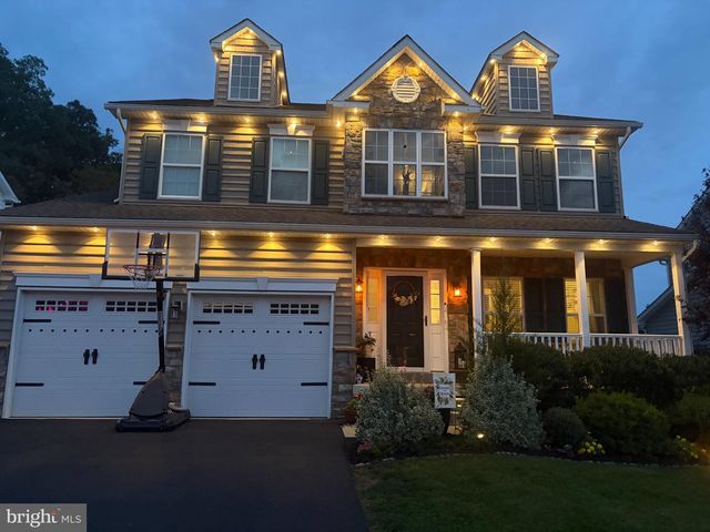 2205 SUNNYVALE, Pennsburg, PA 18073