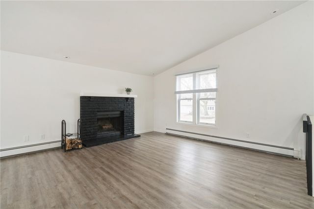 1240 Esther Court, Iowa City, IA 52240