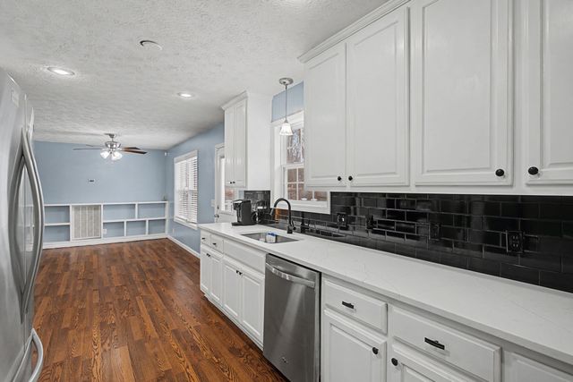 131 Cora St, Portland, TN 37148